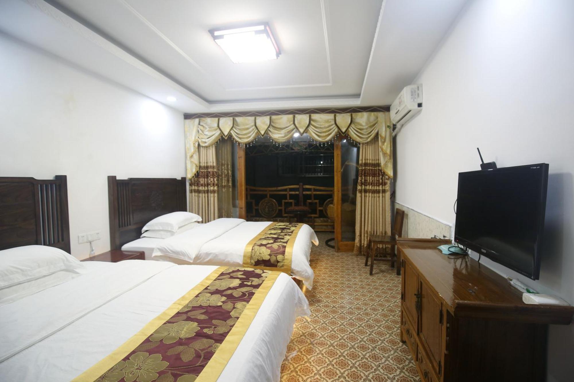 Lqj Riverside Guest House Fenghuang Eksteriør billede