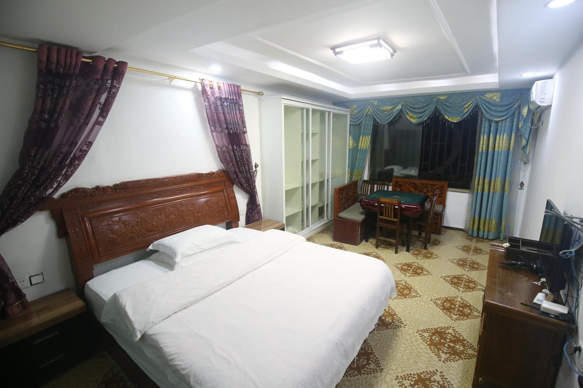 Lqj Riverside Guest House Fenghuang Eksteriør billede