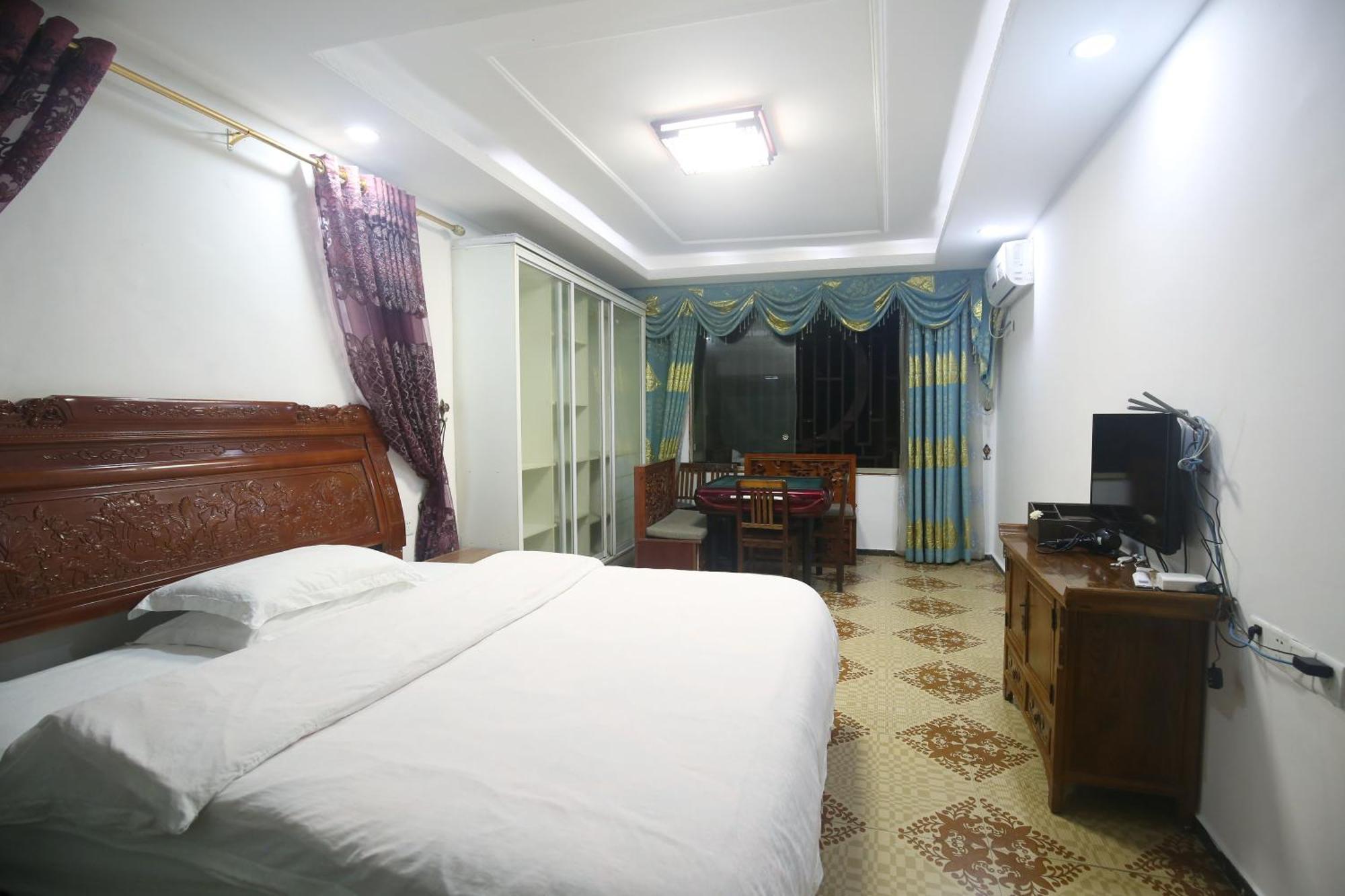 Lqj Riverside Guest House Fenghuang Eksteriør billede
